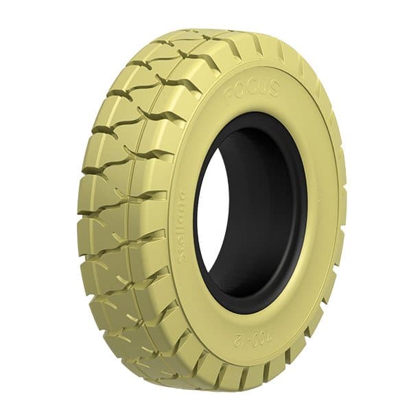 Pneu Stellana FOCUS non marquant avec talon - dimensions 15 x 4.5 - 8
